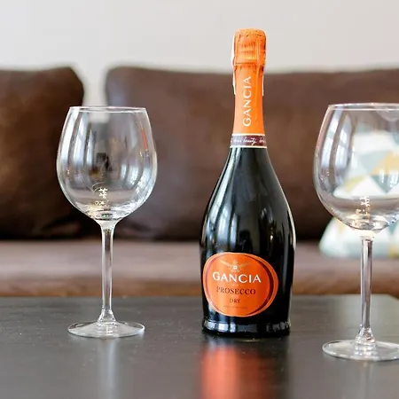 Apartament Pod Krasnalem Wroclovkiem Apartament